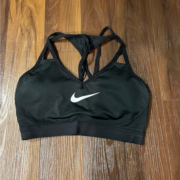 Nike Other - Nike women’s dri-fit sports bra medium strappy back
